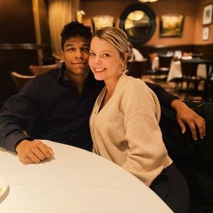 Meet your Posher, Alexis